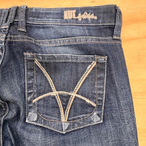 Kut from the Kloth Denim - KUT from the Kloth Catherine Boyfriend Jeans Dark Wash Size 6 Straight Leg Denim